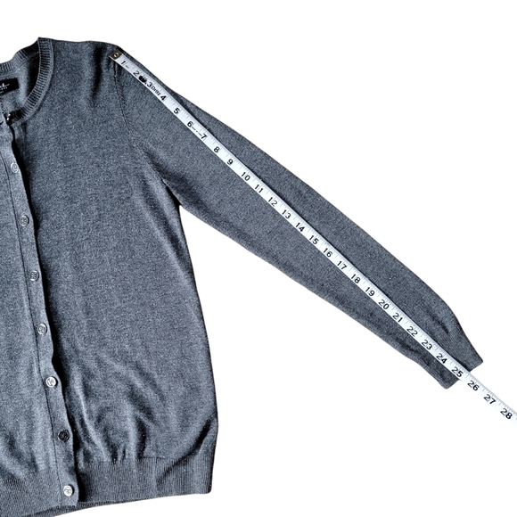 Nicole Miller | Grey Metallic Yarn Button Up Cardigan S - Picture 9 of 9